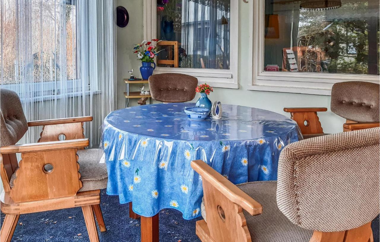 1 Bedroom Gorgeous Home In Loissin Екстериор снимка